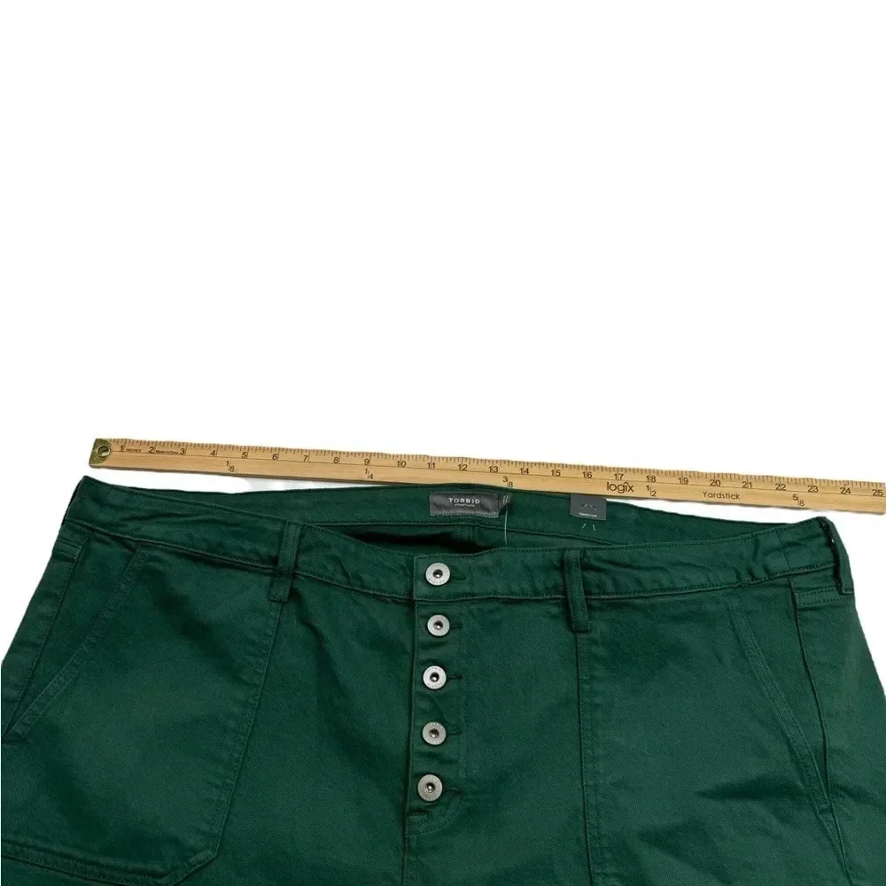 Torrid Hi Rise Straight Leg Green Cargo Jeans NWT